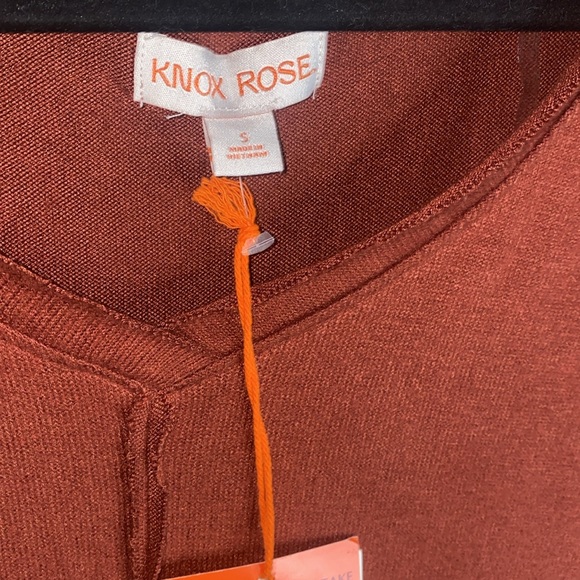 🐆NWT Adorable oversized rust colored cashmere like sweater! - Picture 4 of 8